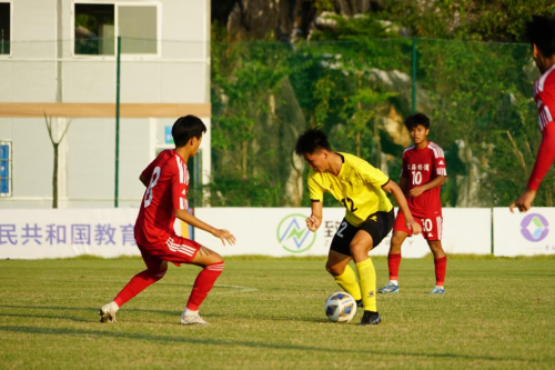 第一届学生（青年）运动会（公开组）足球男子17-18岁组比赛圆满落幕，济南市代表队摘金！